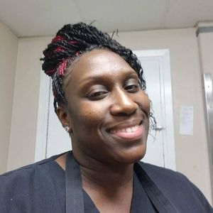 Meet your Posher, Demetrice